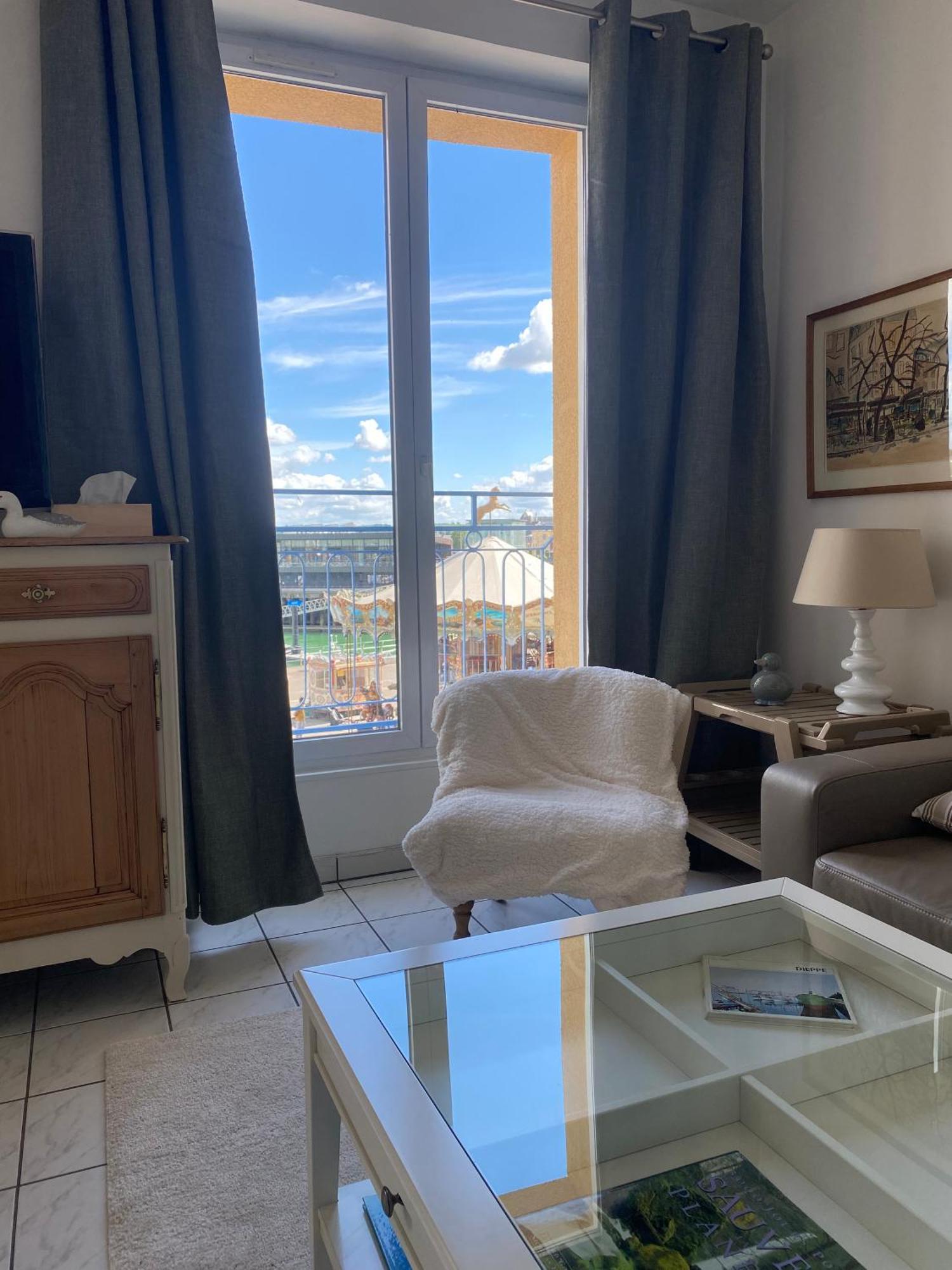Etablissement 3 Etoiles Avec Ascenseur, 3 Appartements Lumineux Vue Port Avec Balcon, 200M De La Mer, Wifi Fibre, Tous Service Inclus Dieppe Exteriör bild