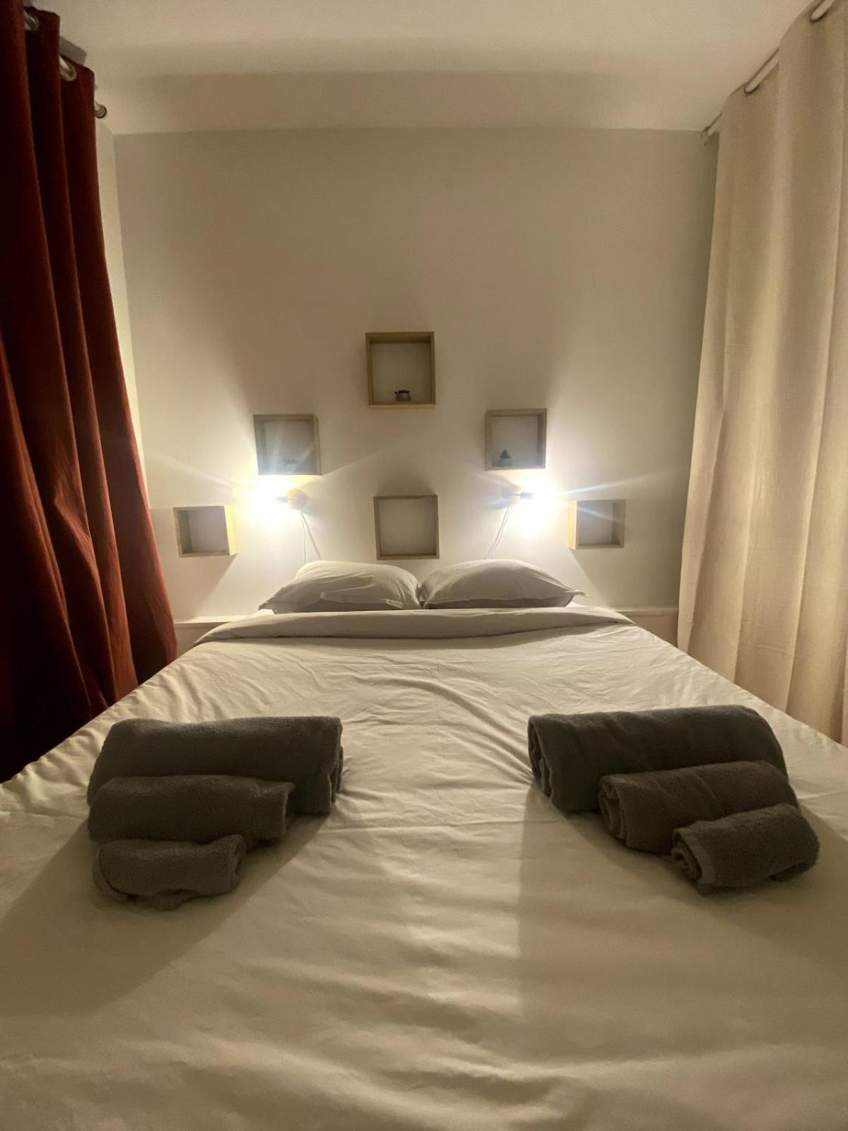 Etablissement 3 Etoiles Avec Ascenseur, 3 Appartements Lumineux Vue Port Avec Balcon, 200M De La Mer, Wifi Fibre, Tous Service Inclus Dieppe Exteriör bild